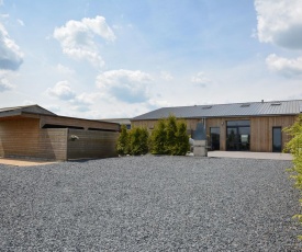 Lovely Holiday Home in Bastogne with Jacuzzi